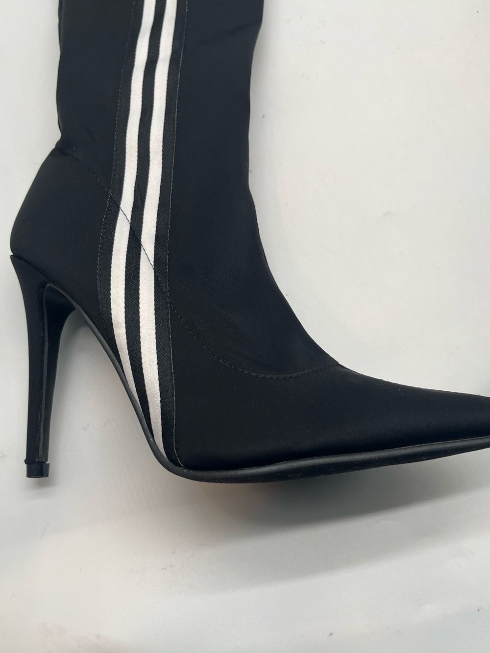 Bella LumaWomen’s Thigh High Stiletto Boots Black Stripe Sz 8 - Picture 10 of 13